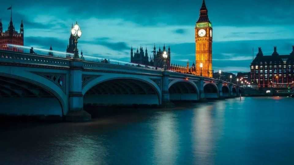 移民英国的香港富豪被割韭菜？